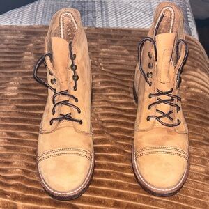 Redwing Honey Chinook Iron Ranger